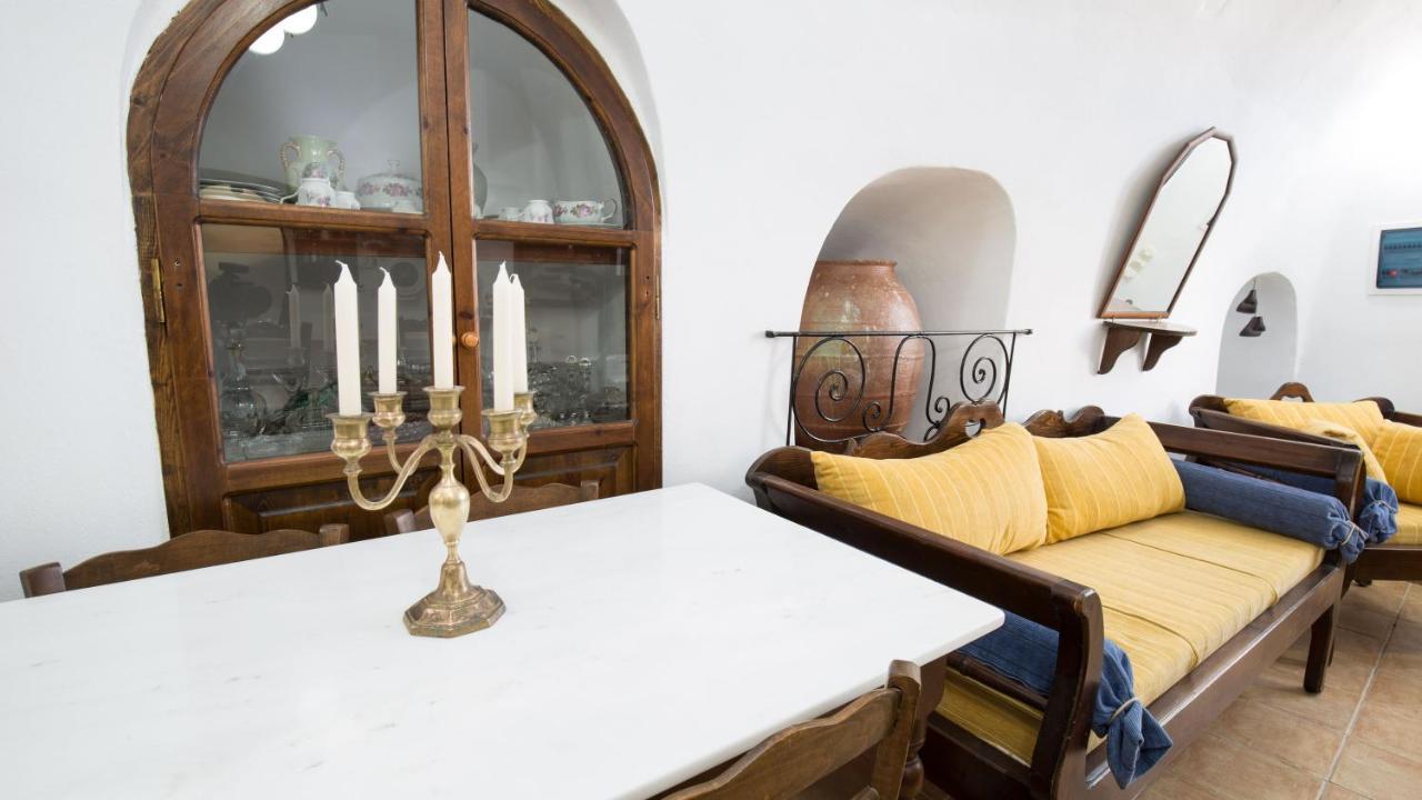 Mylopetres Traditional Houses Finikia Oia  Esterno foto