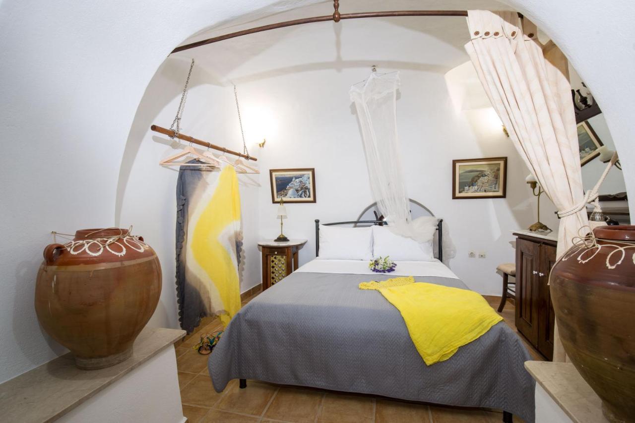 Mylopetres Traditional Houses Finikia Oia  Esterno foto
